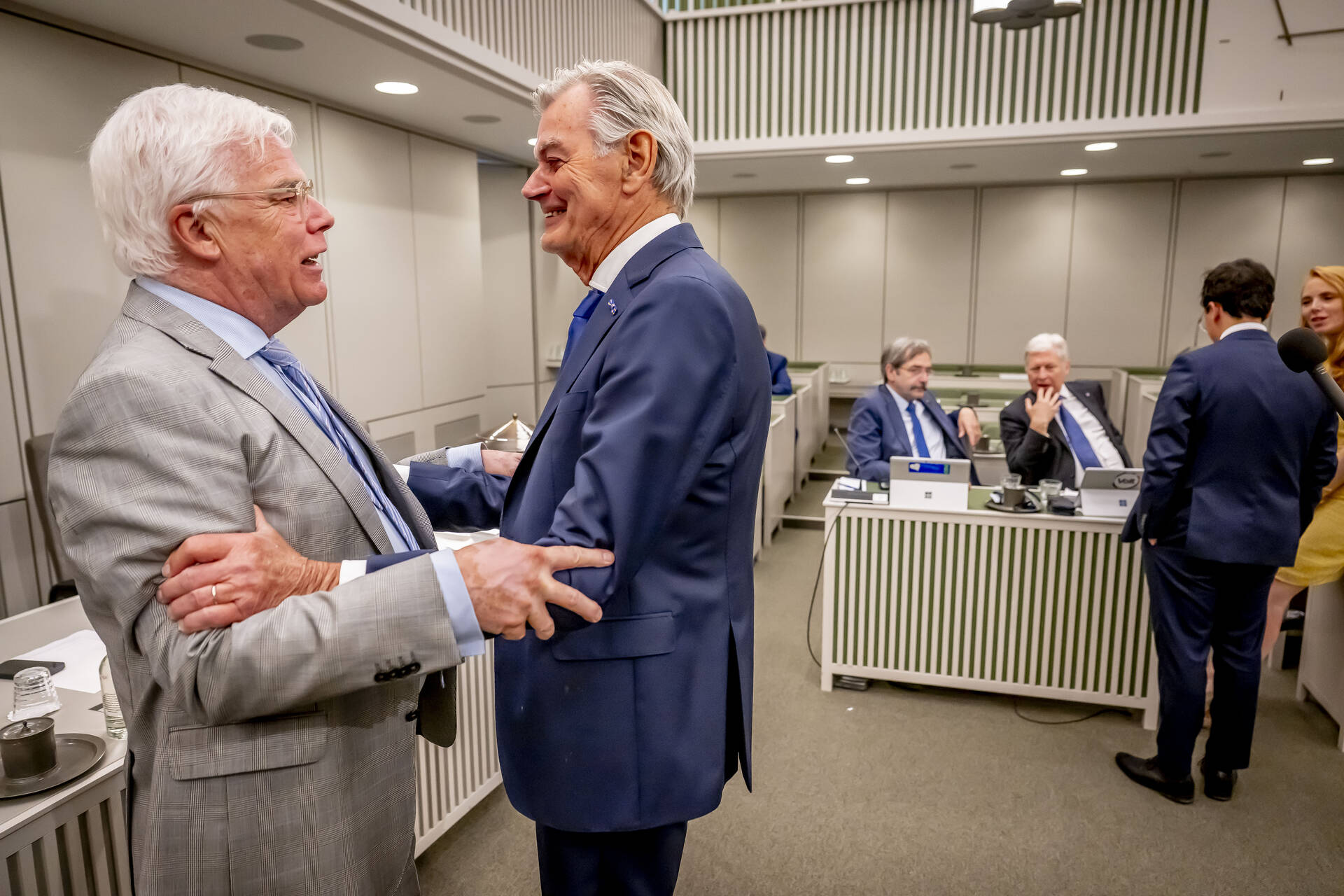 Senator Van Ballekom (VVD) en senator Van Rooijen (50PLUS)