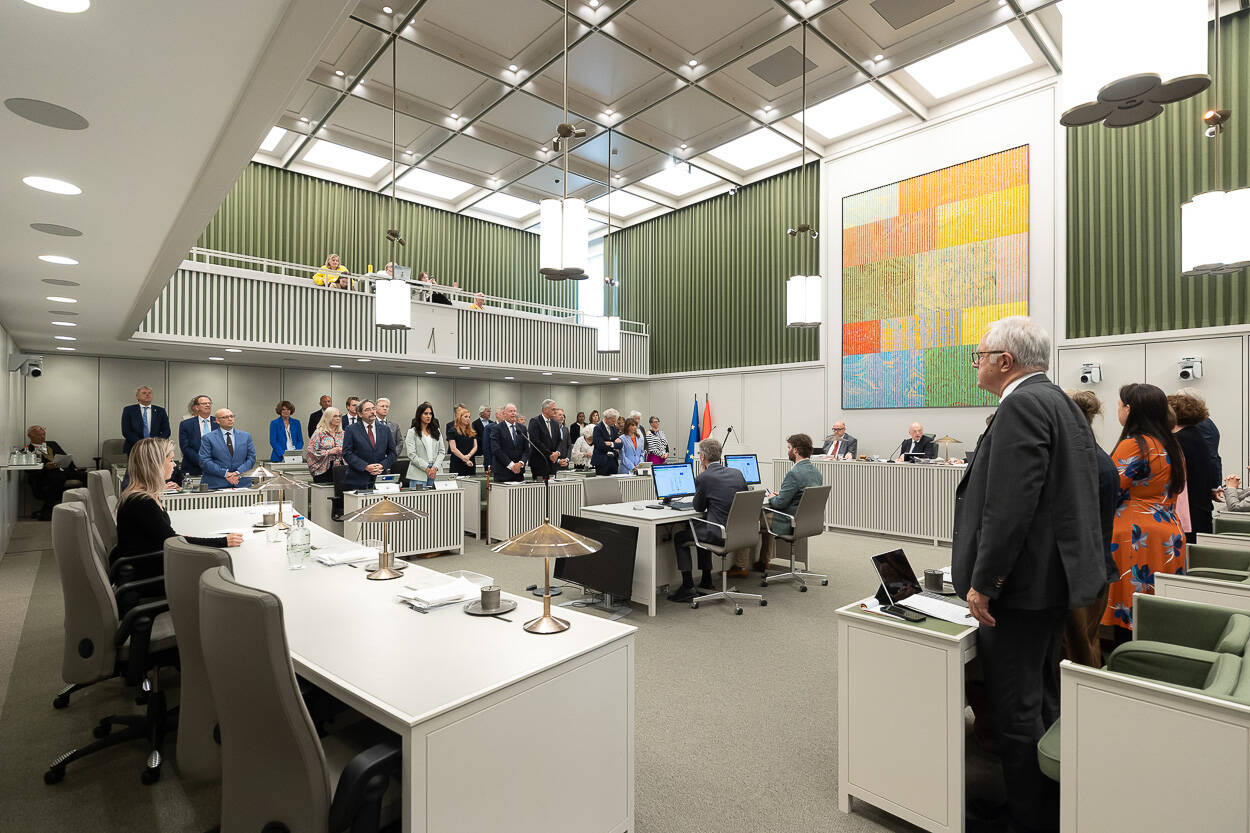 Senaat stemde met grote meerderheid in met voorstel voldoende geïnformeerd te zijn