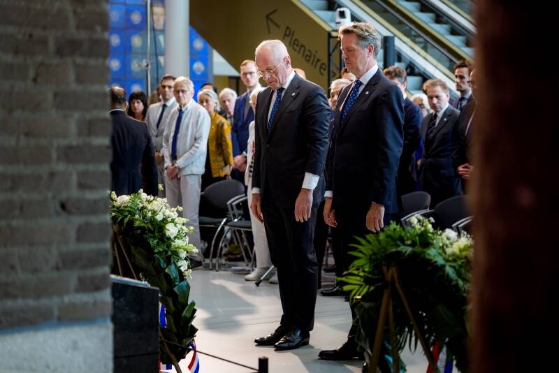 Voorzitters van Eerste en Tweede Kamer bij de Indische Plaquette