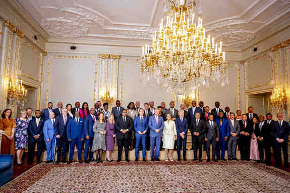 Groepsportret op Paleis Noordeinde