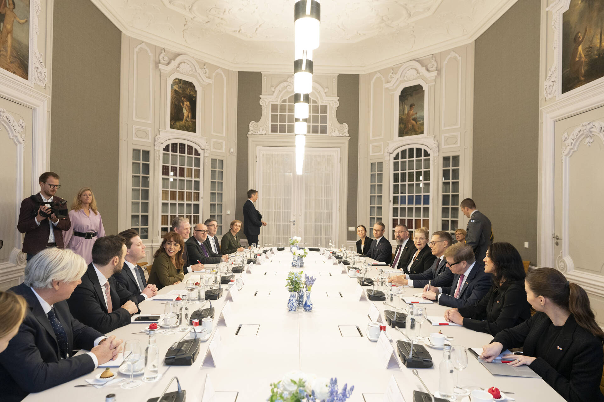 Het gesprek vond plaats in de Tuinzaal van Huis Huguetan 