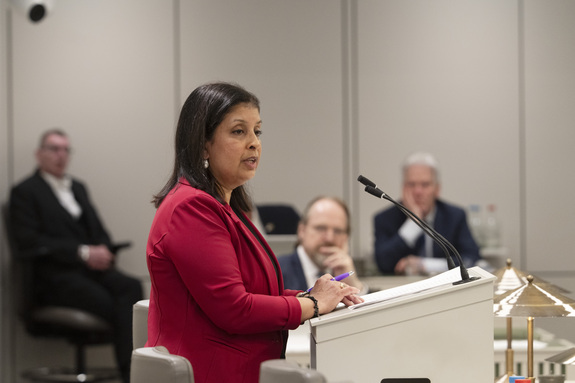 Demissionair minister Paul van Sociale Zaken en Werkgelegenheid tijdens het debat op 20 januari 2026