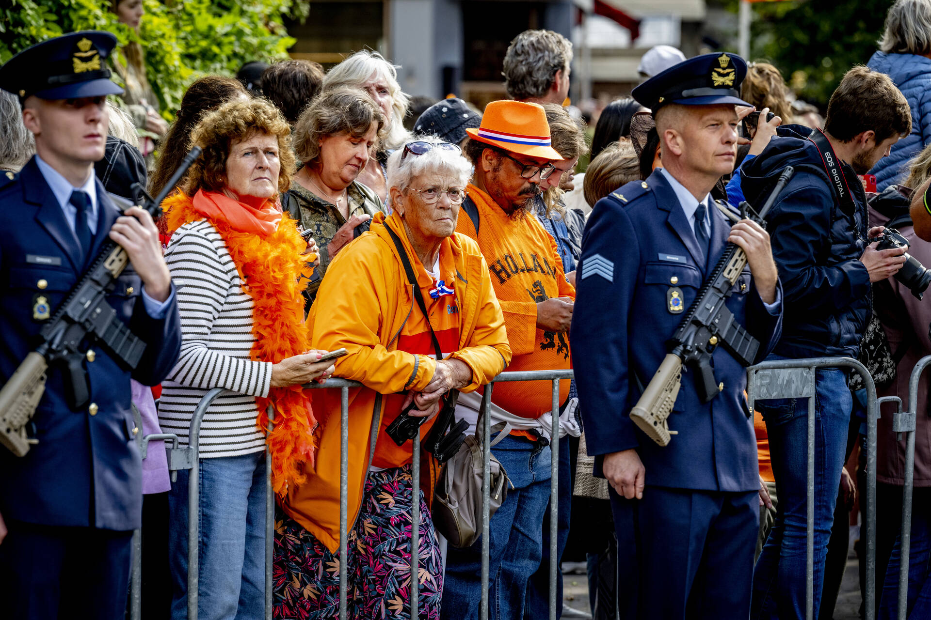 Publiek langs de route op Prinsjesdag 2024