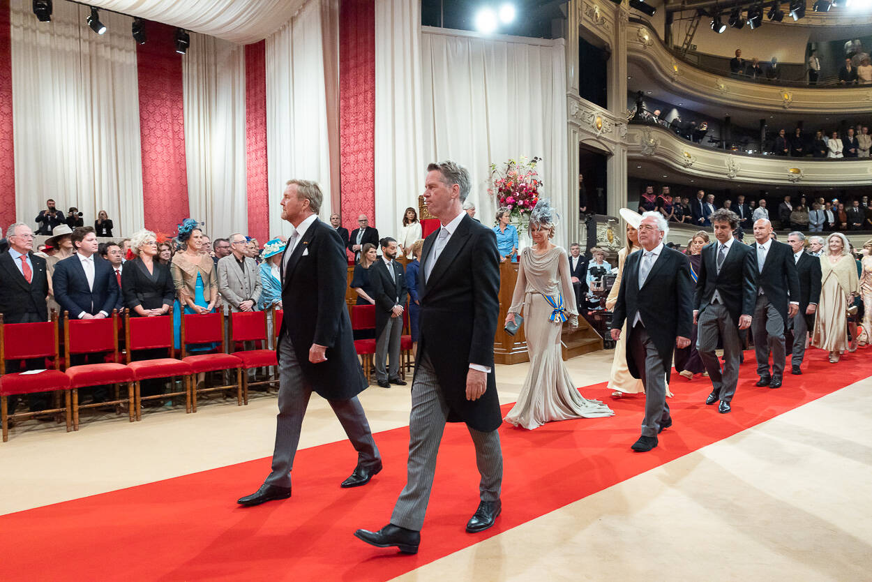 De Commissie van In- en Uitgeleide begeleidde de leden van het Koninklijk Huis