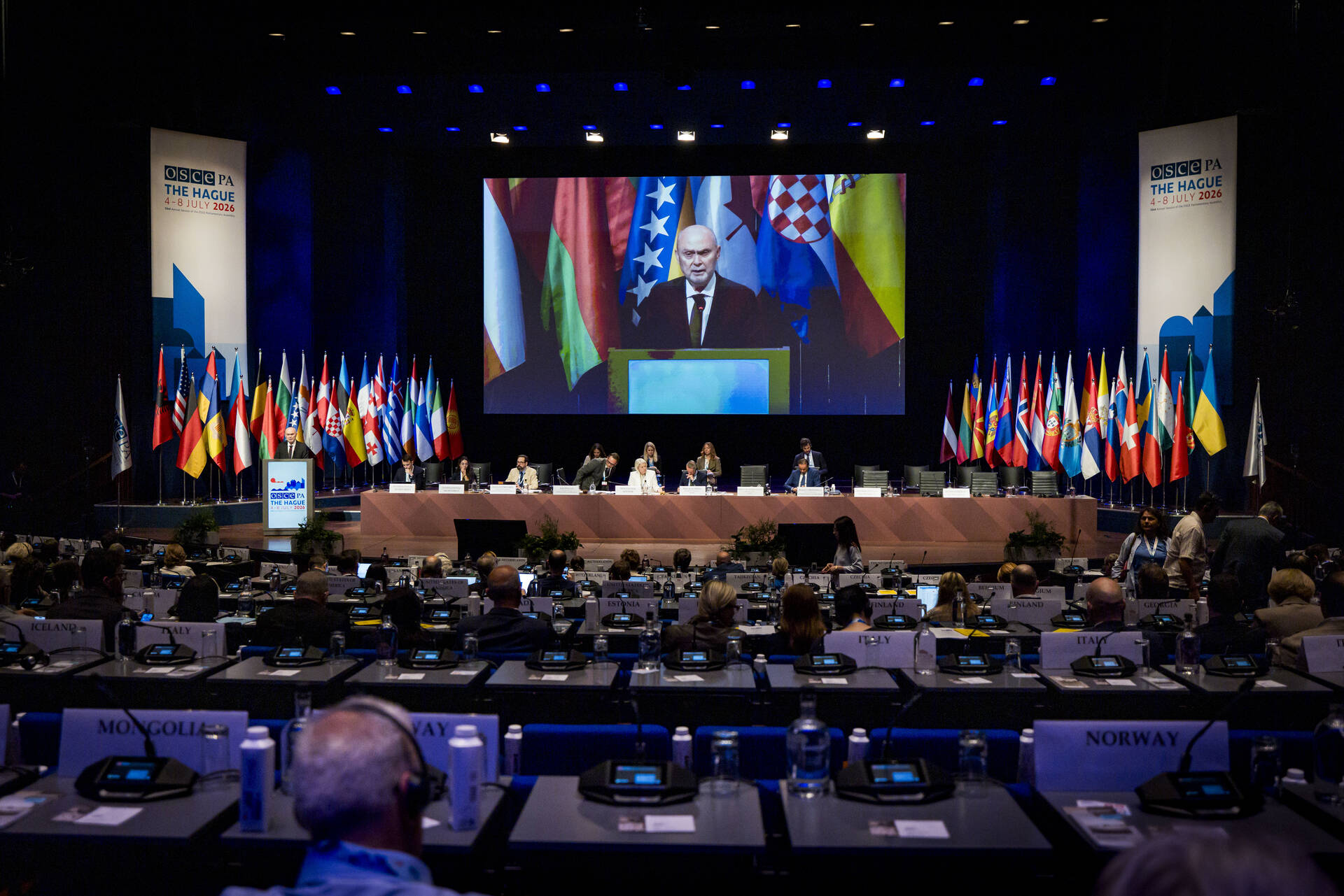 De plenaire zaal tijdens de Parlementaire Assemblee van de OVSE